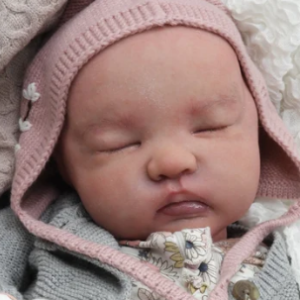 SILICONE 3-Month Winnie by Izzy Zhao 23-24"